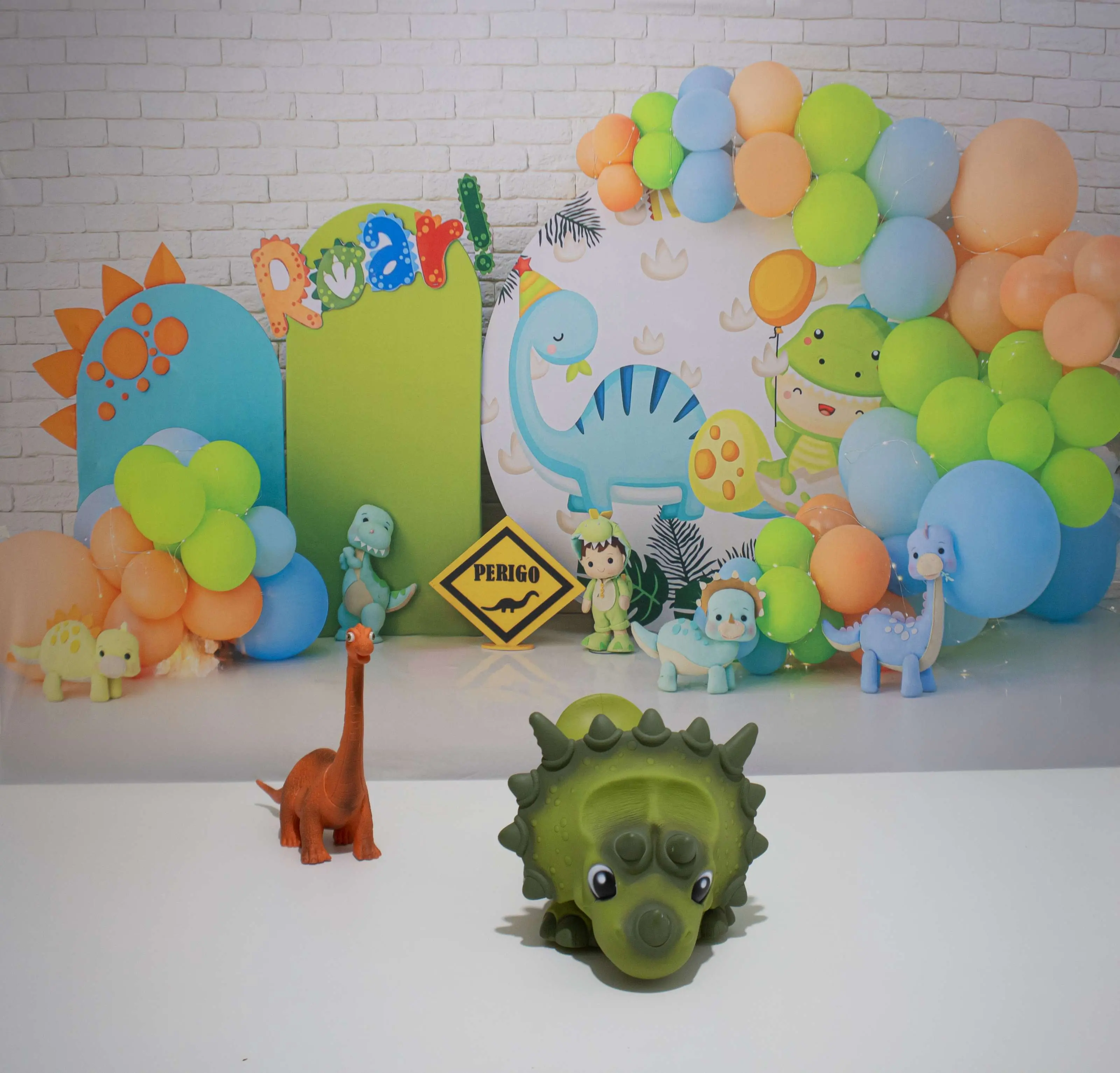 Cenário Dinossauro Balões
