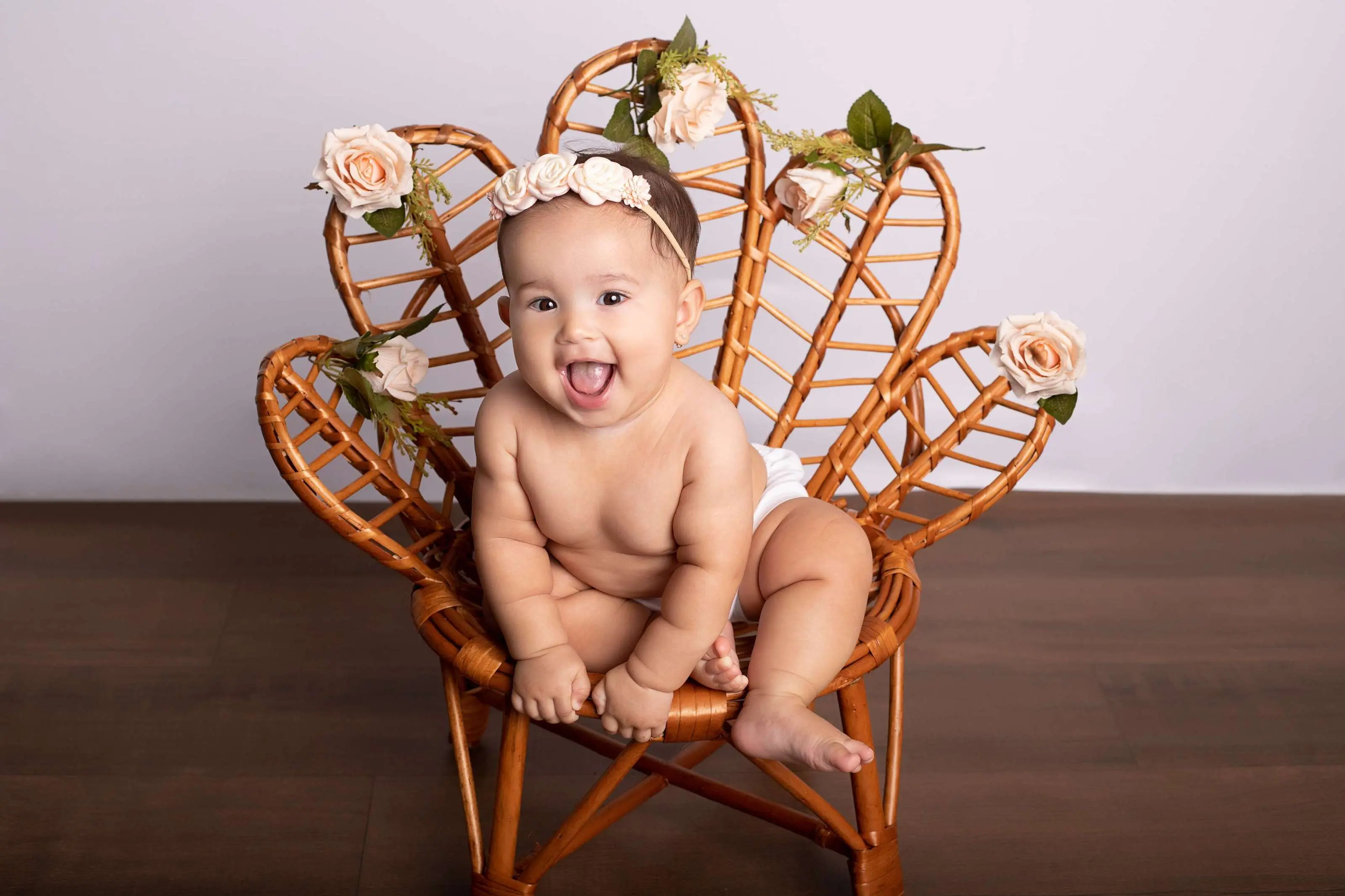 Cenário Clean Cadeira Pétalas